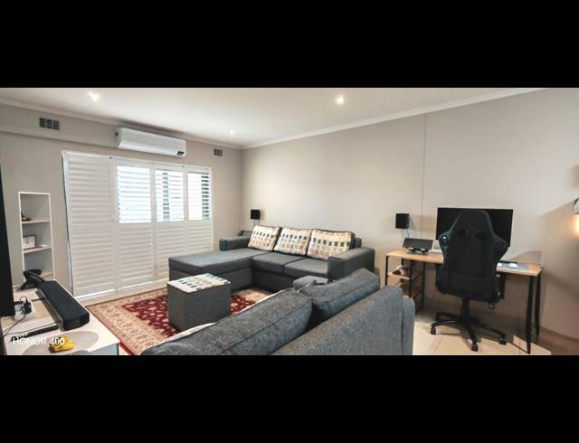 3 BEDROOM APARTMENT FOR SALE IN UMHLANGA RIDGE